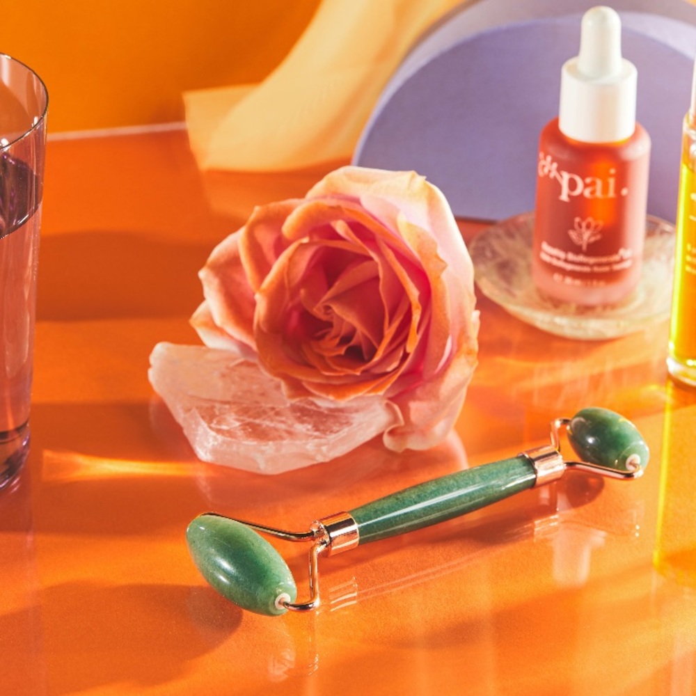 Roven Jade Quartz Facial Roller